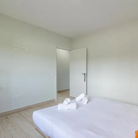 Apartamento Con Vistas A By Alterhome Apartamento *